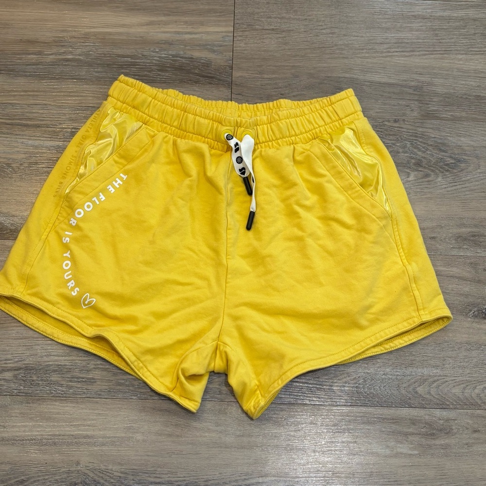 Athleta girl x Simone Biles athletic drawstring shorts Floor is Yours Sz 14